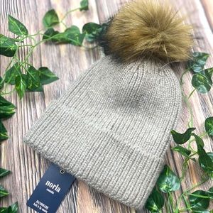 NORLA | Pom Pom Beanie G202